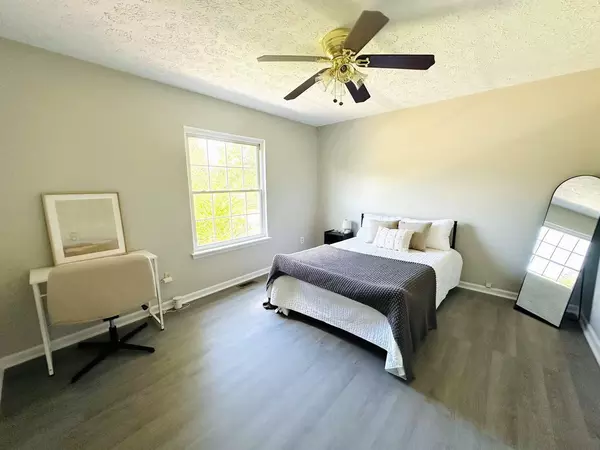 Coliving in Gorman - Outer Triangle, Raleigh