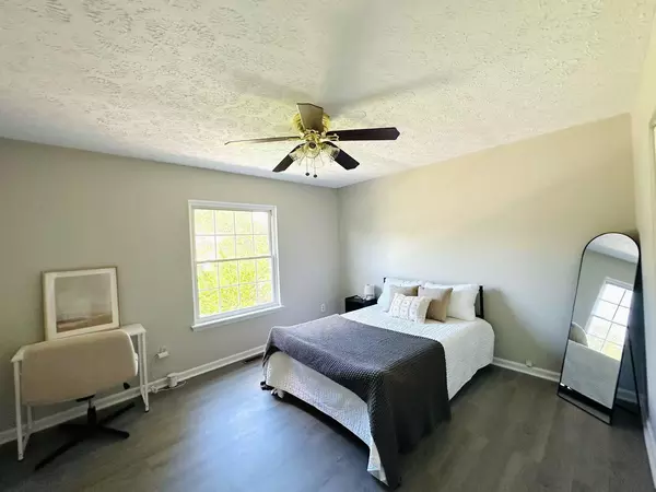 Coliving in Gorman - Outer Triangle, Raleigh