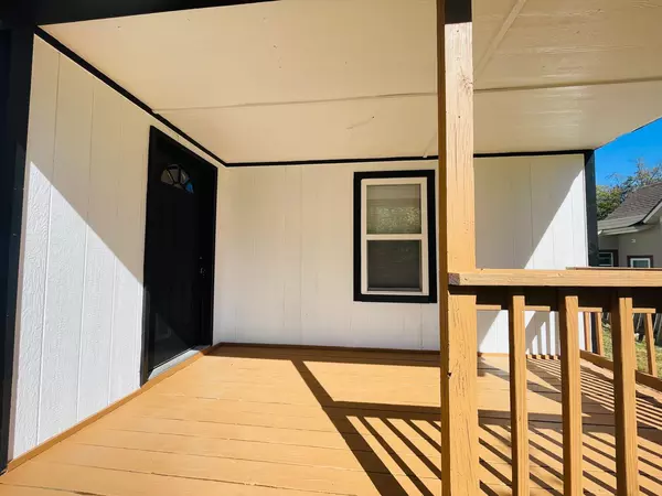 Coliving in Independence - Outer KCMO, Kansas City