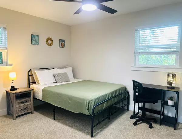 Coliving in Windy Hill - Southside, Jacksonville