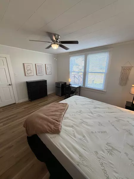 Coliving in Gastonia - West Charlotte, Charlotte