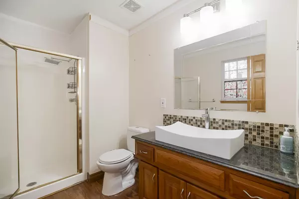 Coliving in Raytown - Outer KCMO, Kansas City