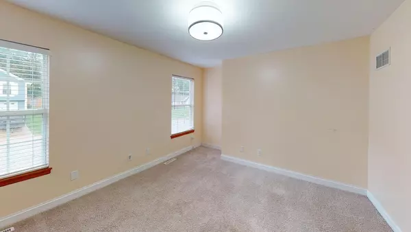 Coliving in Raytown - Outer KCMO, Kansas City