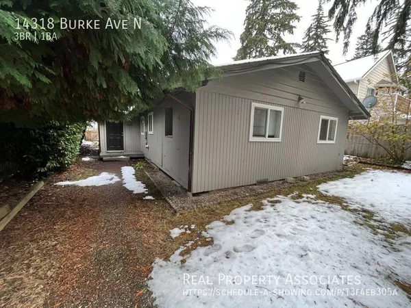 3 bedrooms apartment for rent in Bitter Lake - North Seattle, Seattle