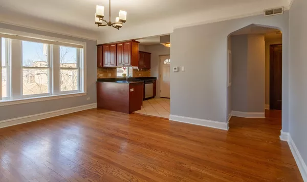 2 bedrooms apartment for rent in West Ridge - Far North Side, Chicago