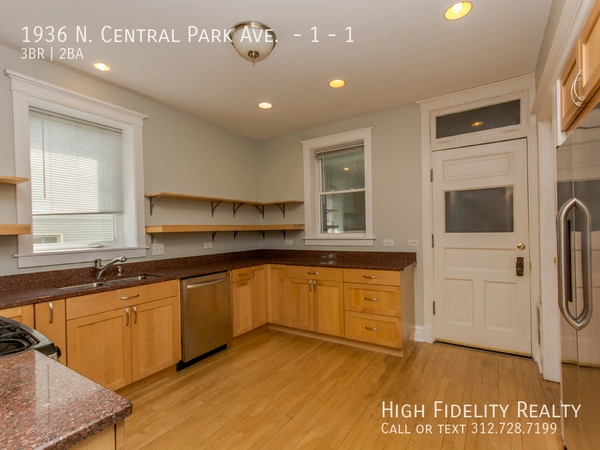 3 bedrooms apartment for rent in Logan Square - North Side, Chicago