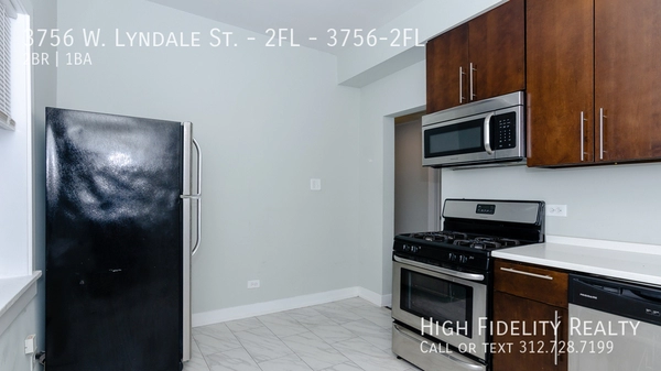 2 bedrooms apartment for rent in Logan Square - North Side, Chicago