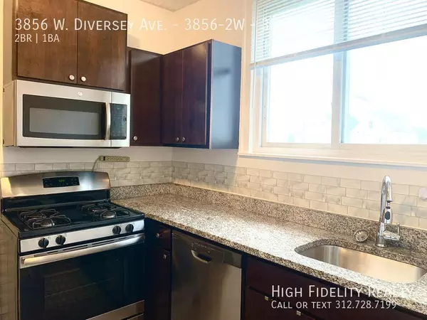 2 bedrooms apartment for rent in Hermosa - Northwest Side, Chicago