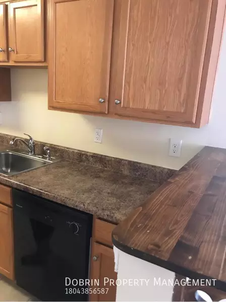 3 bedrooms apartment for rent in Randolph - Central RVA, Richmond