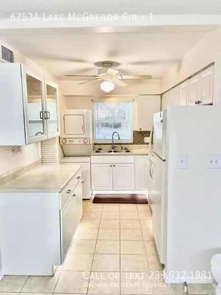 2 bedrooms apartment for rent in McGregor - Fort Myers, Fort Myers