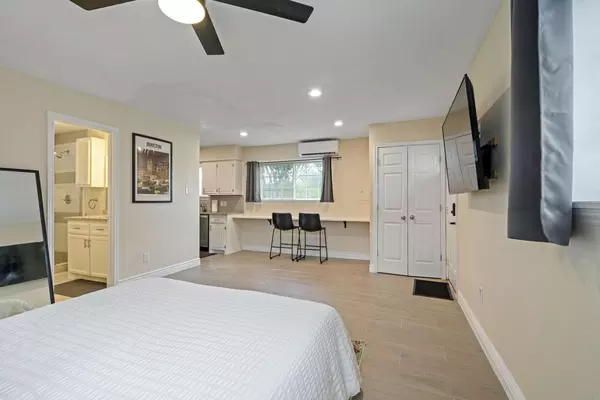 Coliving in Greater Hobby Area - Se Houston, Houston