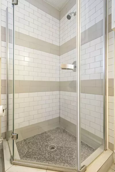 Coliving in Greater Hobby Area - Se Houston, Houston