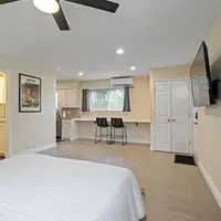 Coliving in Greater Hobby Area - Se Houston, Houston