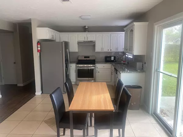 Coliving in Acres Home - Nw Houston, Houston