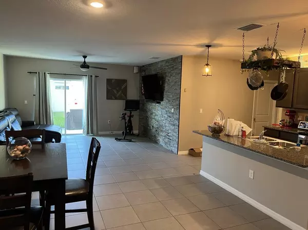 Coliving in Odessa - North Tampa, Tampa