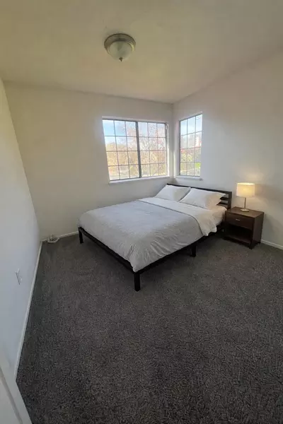 Coliving in Moreno Valley - Inland Empire, Los Angeles