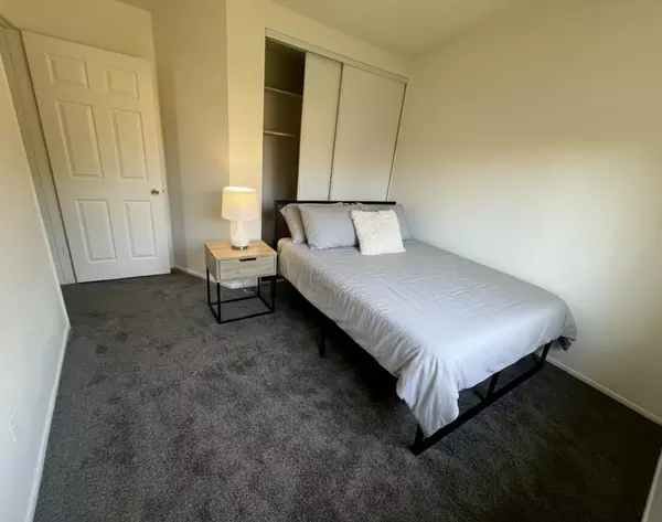 Coliving in Moreno Valley - Inland Empire, Los Angeles