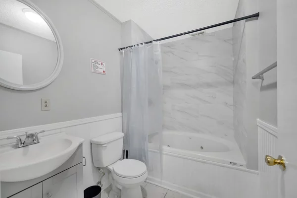 Coliving in Belmont NC - West Charlotte, Charlotte