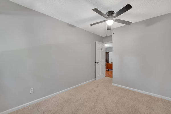 Coliving in College Downs - North Charlotte, Charlotte