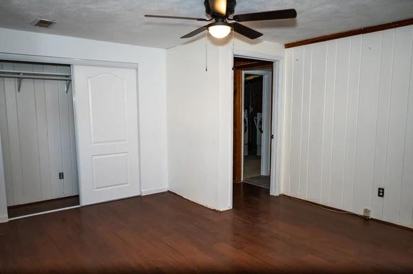 Coliving in Hickory Ridge - East Charlotte, Charlotte