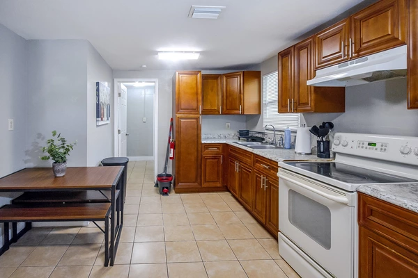 Coliving in East Lake-Orient Park - East Tampa, Tampa