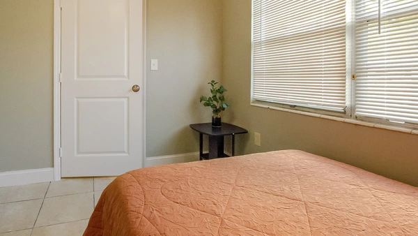 Coliving in East Lake-Orient Park - East Tampa, Tampa