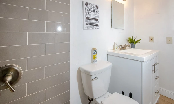 Coliving in East Lake-Orient Park - East Tampa, Tampa