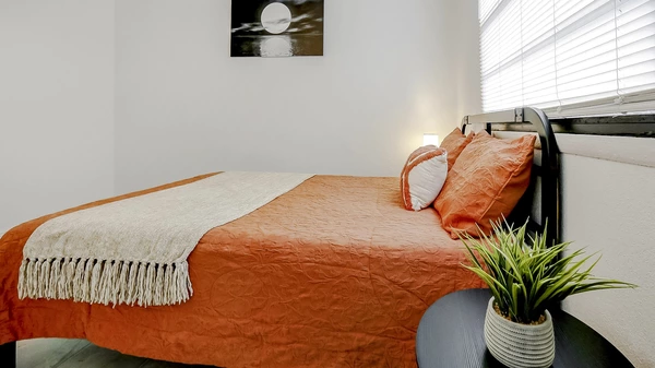 Coliving in Grant Park Tampa - East Tampa, Tampa