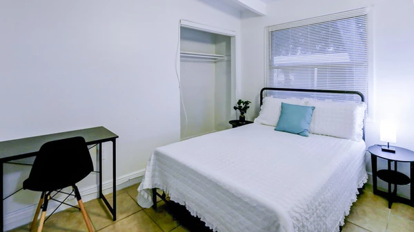 Coliving in East Lake-Orient Park - East Tampa, Tampa