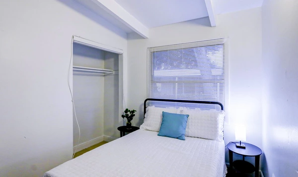 Coliving in East Lake-Orient Park - East Tampa, Tampa