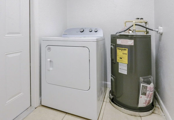 Coliving in East Lake-Orient Park - East Tampa, Tampa