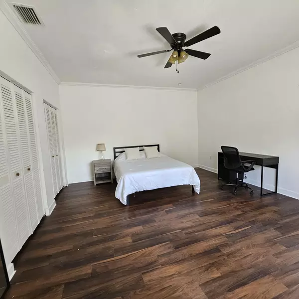 Coliving in Holden Heights - Central Orlando, Orlando