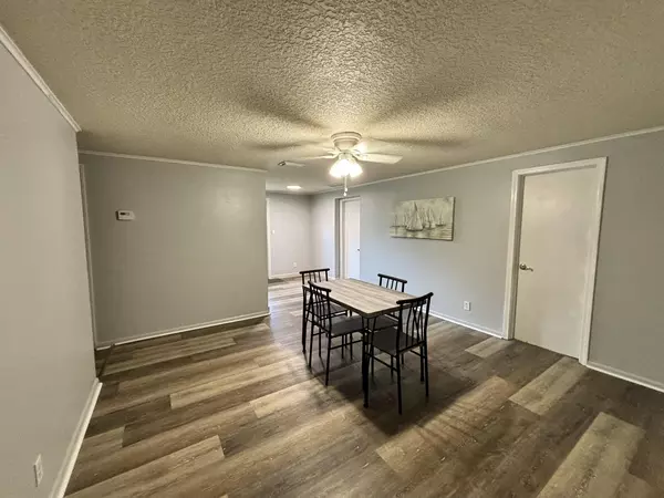 Coliving in Cedar Hills - Westside, Jacksonville