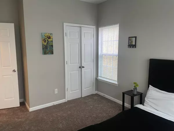 Coliving in Grove Park - West Atl, Atlanta