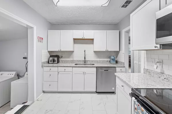 Coliving in Westwood - Westside, Jacksonville