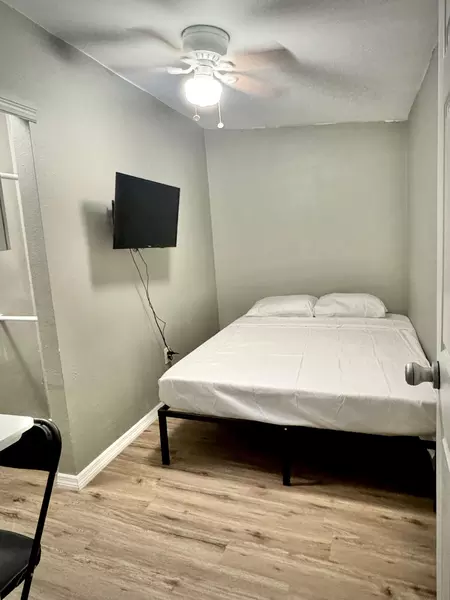 Coliving in Port Orange - Outer Orlando, Orlando