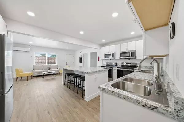 Coliving in Glendale - NW Valley, Phoenix