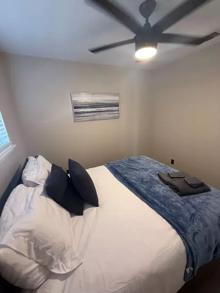Coliving in Garrison Park - South Austin, Austin