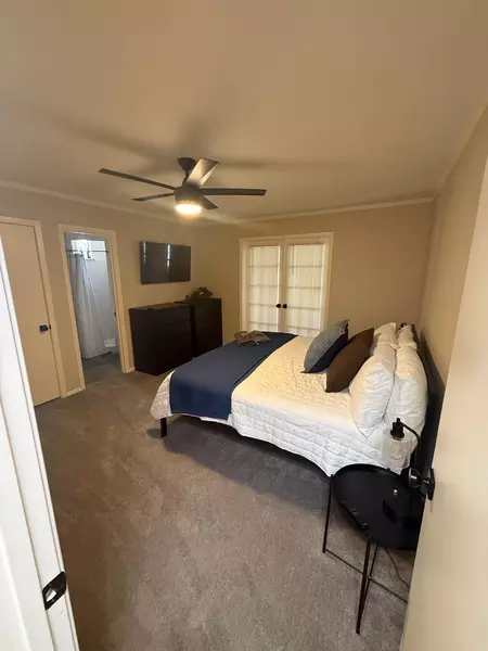Coliving in Garrison Park - South Austin, Austin