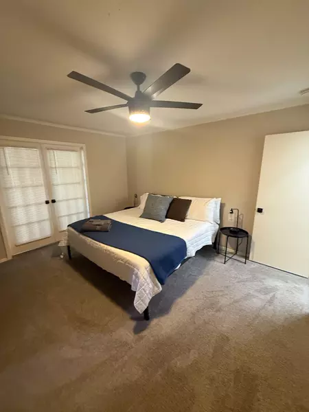Coliving in Garrison Park - South Austin, Austin