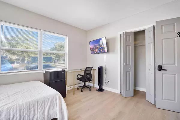 Coliving in Hogan - Southside, Jacksonville