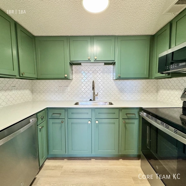 1 bedroom apartment for rent in Country Club Plaza - KCMO, Kansas City