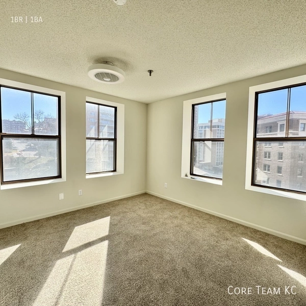 1 bedroom apartment for rent in Country Club Plaza - KCMO, Kansas City