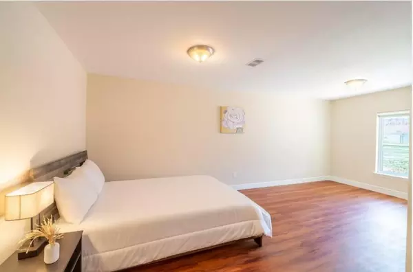 Coliving in Aldine City - Ne Houston, Houston