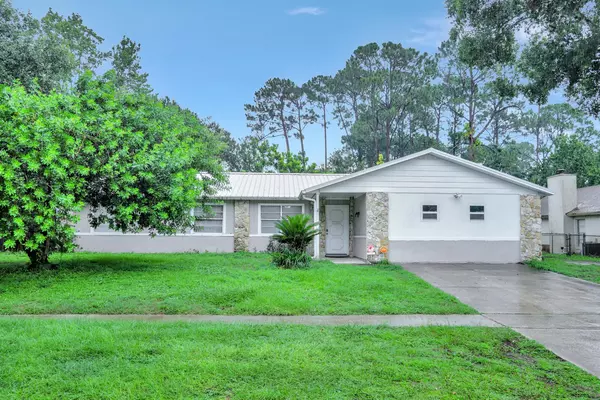 Coliving in Cocoa - Outer Orlando, Orlando