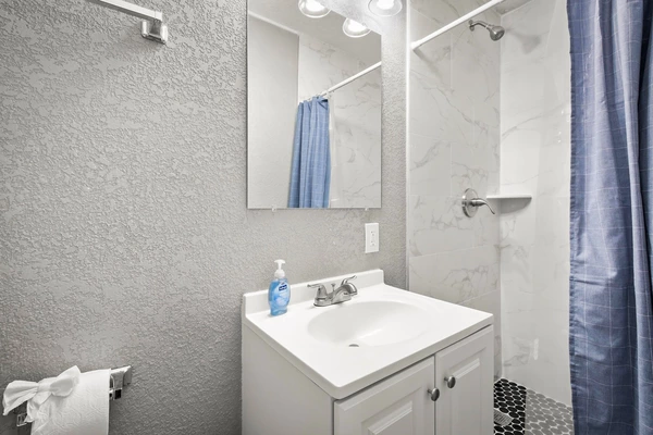 Coliving in Baymeadows - Southside, Jacksonville