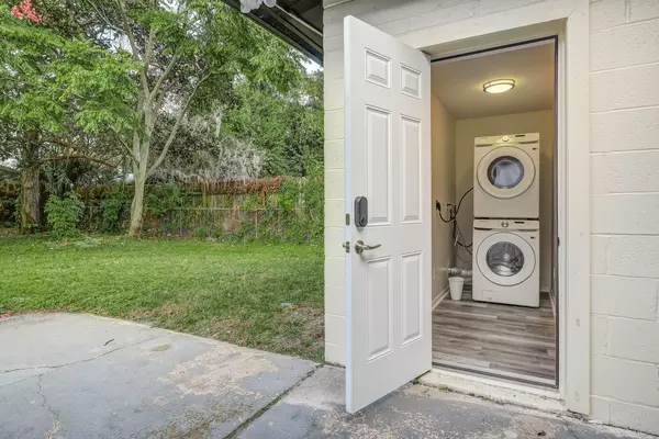 Coliving in Cedar Hills - Westside, Jacksonville