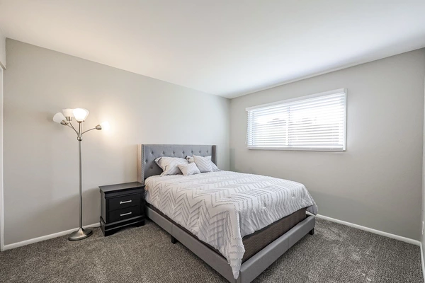 Coliving in Glendale - NW Valley, Phoenix