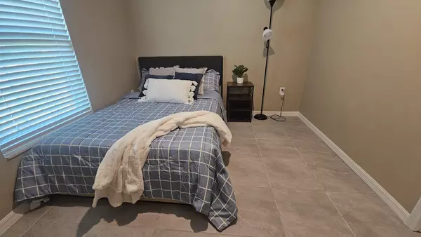 Coliving in Deltona - Outer Orlando, Orlando