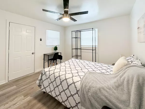 Coliving in Macfarlane Park - West Tampa, Tampa